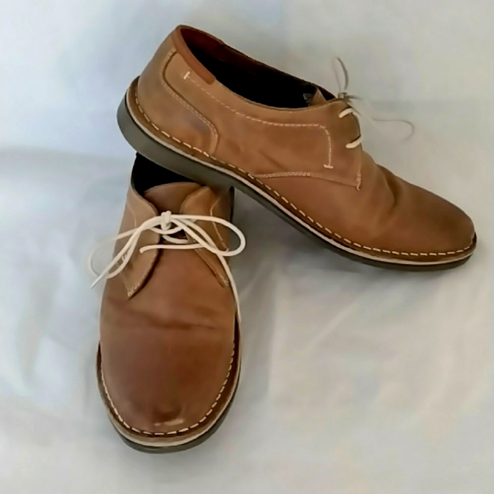 Steve Madden Brown Leather Oxford